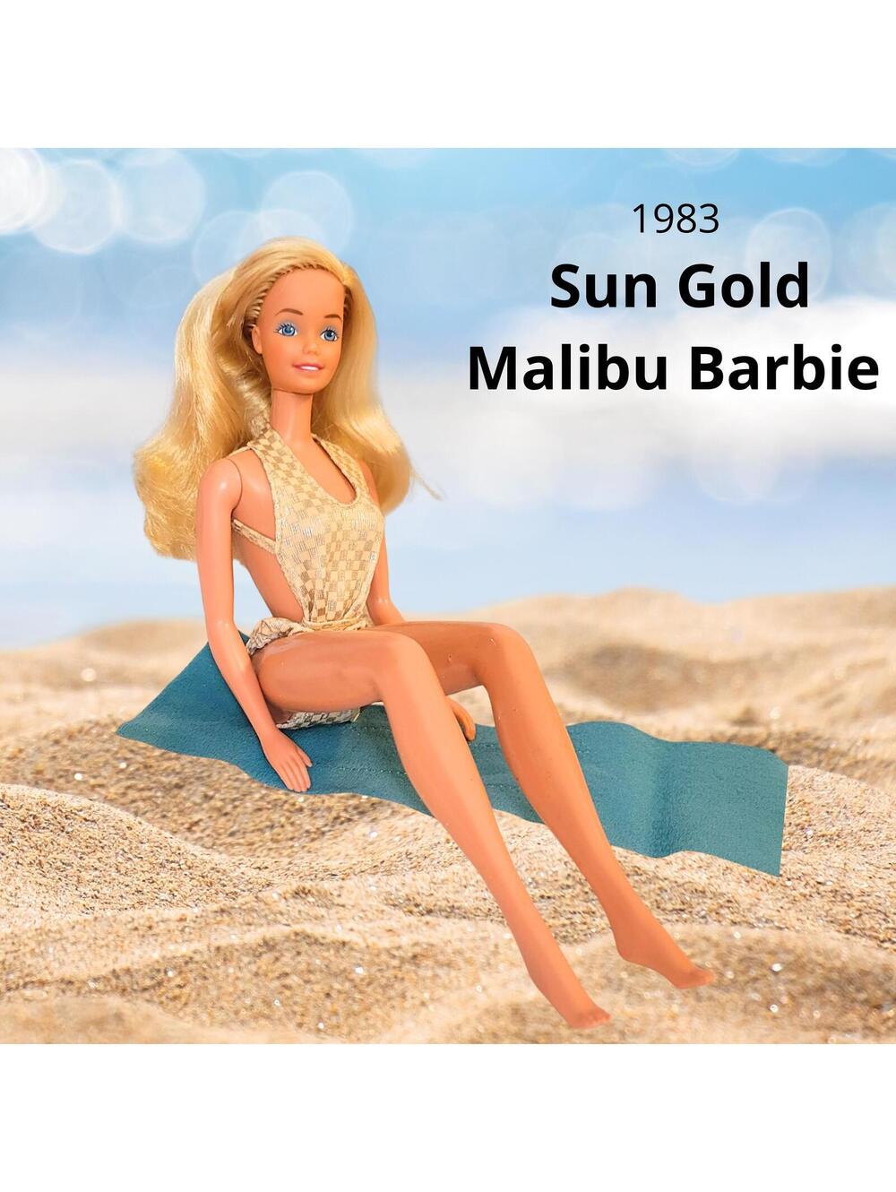 Vintage 1983 Sun Gold Malibu Barbie Doll with Original Towel / Bag